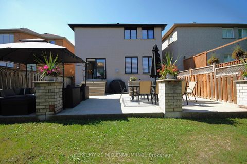 Photo 33 at 286 Royalpark Way, Elder Mills, Vaughan