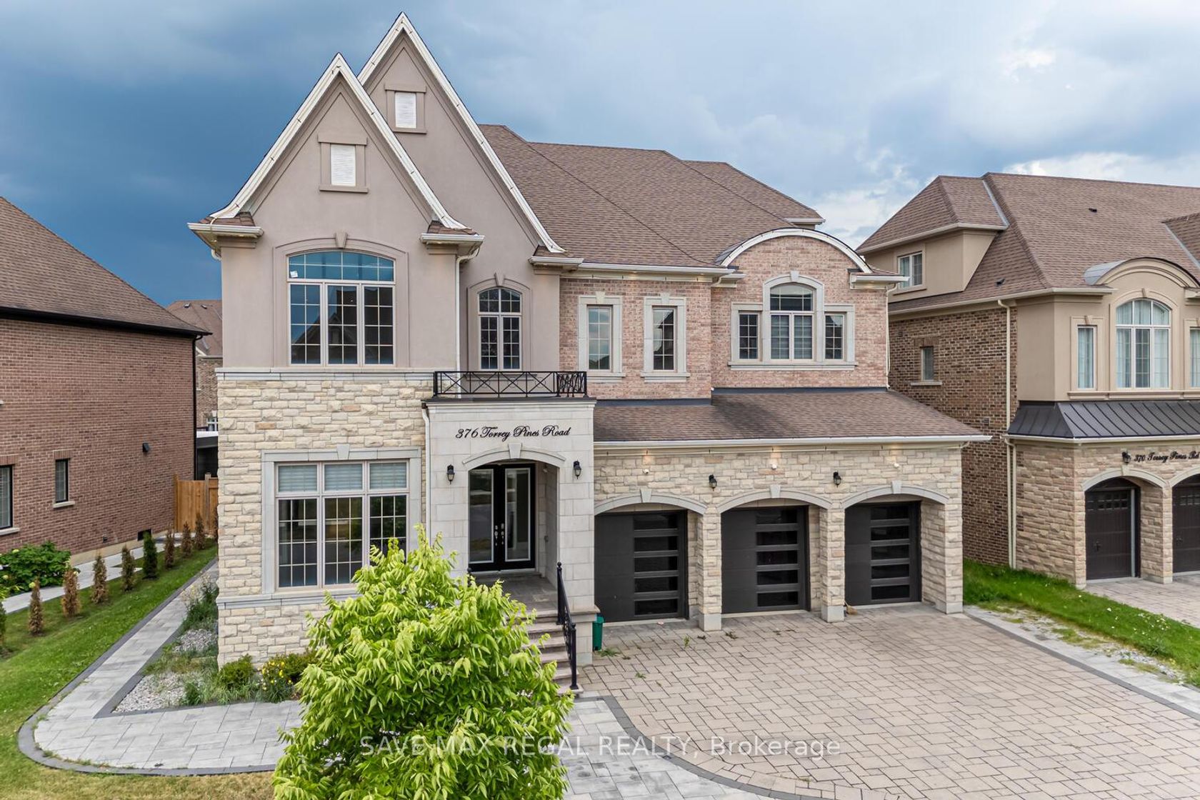 376 Torrey Pines Road, Kleinburg, Vaughan 