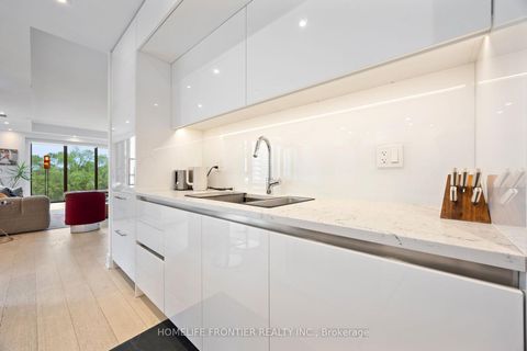 Photo 17 at 401 - 6 Jackes Avenue, Moore Park, Toronto