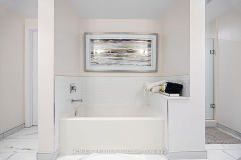 Photo 32 at 401 - 6 Jackes Avenue, Moore Park, Toronto