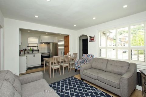 Photo 4 at 624 McRoberts Avenue, Fairbank, Toronto