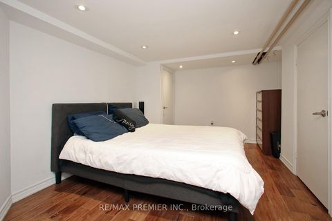 Photo 20 at 624 McRoberts Avenue, Fairbank, Toronto