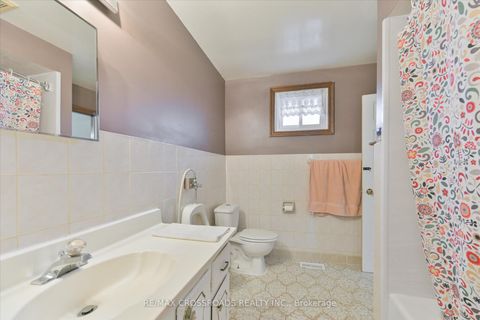 Photo 14 at 48 Phillip Avenue, Cliffside, Toronto
