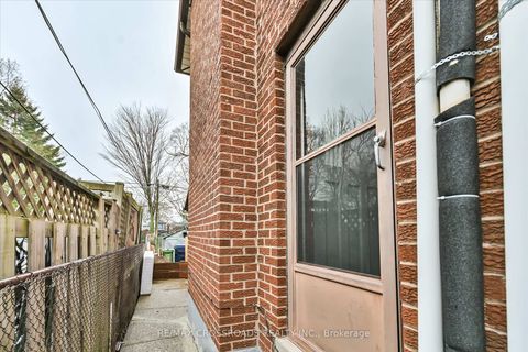 Photo 28 at 48 Phillip Avenue, Cliffside, Toronto