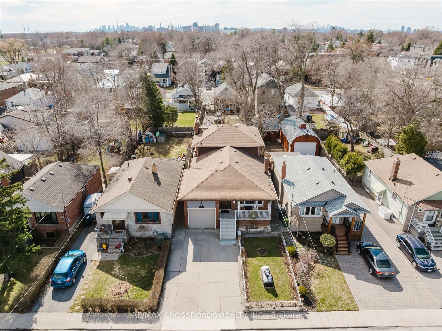 48 Phillip Avenue, Cliffside, Toronto 