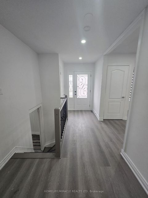 Photo 4 at 3 Sylvia Street, Grove East, Barrie