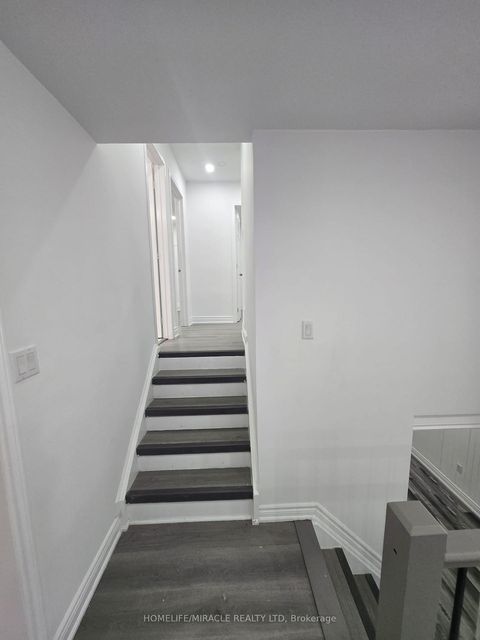 Photo 12 at 3 Sylvia Street, Grove East, Barrie