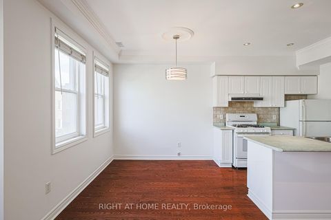 Photo 12 at 78 - 760 Lawrence Avenue W, Glen Park, Toronto