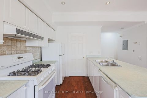 Photo 13 at 78 - 760 Lawrence Avenue W, Glen Park, Toronto