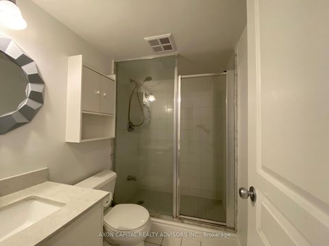 Photo 7 at 902 - 801 Bay Street, Bay Street Corridor, Toronto Photo 7 at 902 - 801 Bay Street, Bay Street Corridor, Toronto