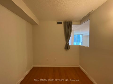 Photo 23 at 902 - 801 Bay Street, Bay Street Corridor, Toronto Photo 23 at 902 - 801 Bay Street, Bay Street Corridor, Toronto