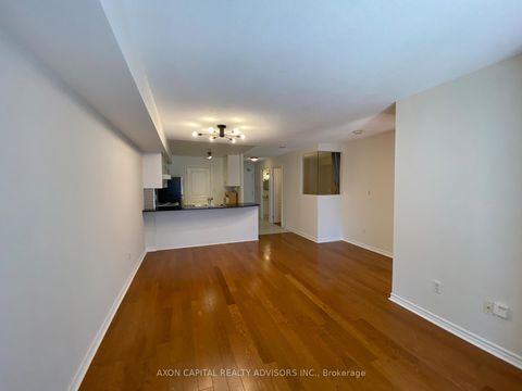 Photo 27 at 902 - 801 Bay Street, Bay Street Corridor, Toronto