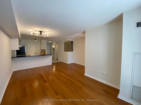 Photo 29 at 902 - 801 Bay Street, Bay Street Corridor, Toronto