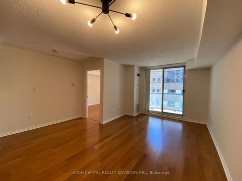 Photo 32 at 902 - 801 Bay Street, Bay Street Corridor, Toronto Photo 32 at 902 - 801 Bay Street, Bay Street Corridor, Toronto