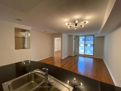 Photo 33 at 902 - 801 Bay Street, Bay Street Corridor, Toronto