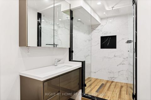 Photo 34 at 40 Sixth Street, New Toronto, Toronto