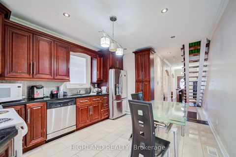 Photo 4 at 123 Russett Avenue, Junction, Toronto
