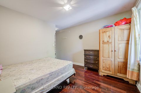 Photo 8 at 123 Russett Avenue, Junction, Toronto