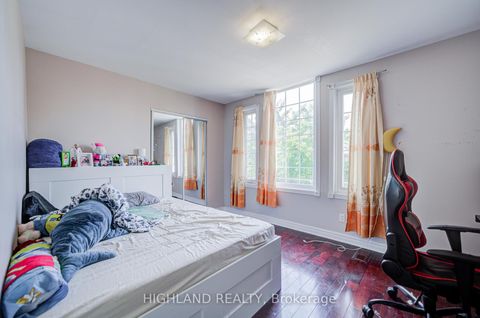 Photo 10 at 123 Russett Avenue, Junction, Toronto
