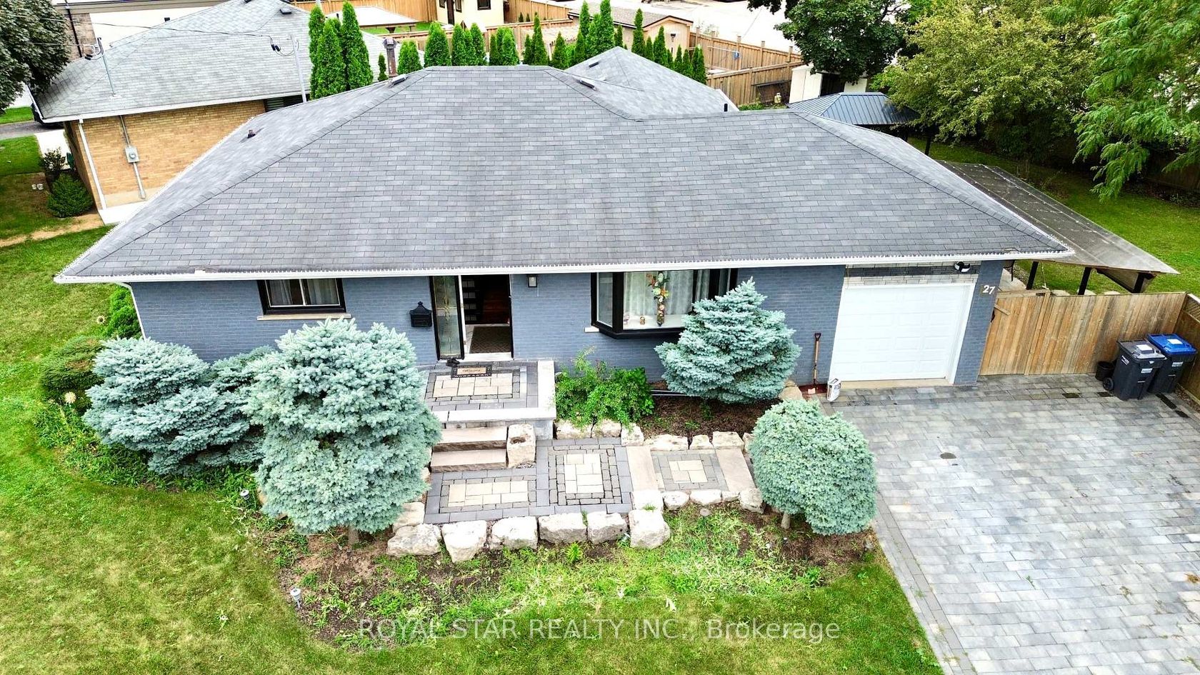 27 Matlock Avenue, Streetsville, Mississauga 