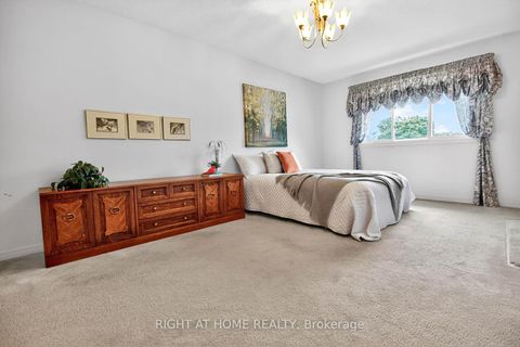 Photo 19 at 1084 Grandeur Crescent, WC Wedgewood Creek, Oakville