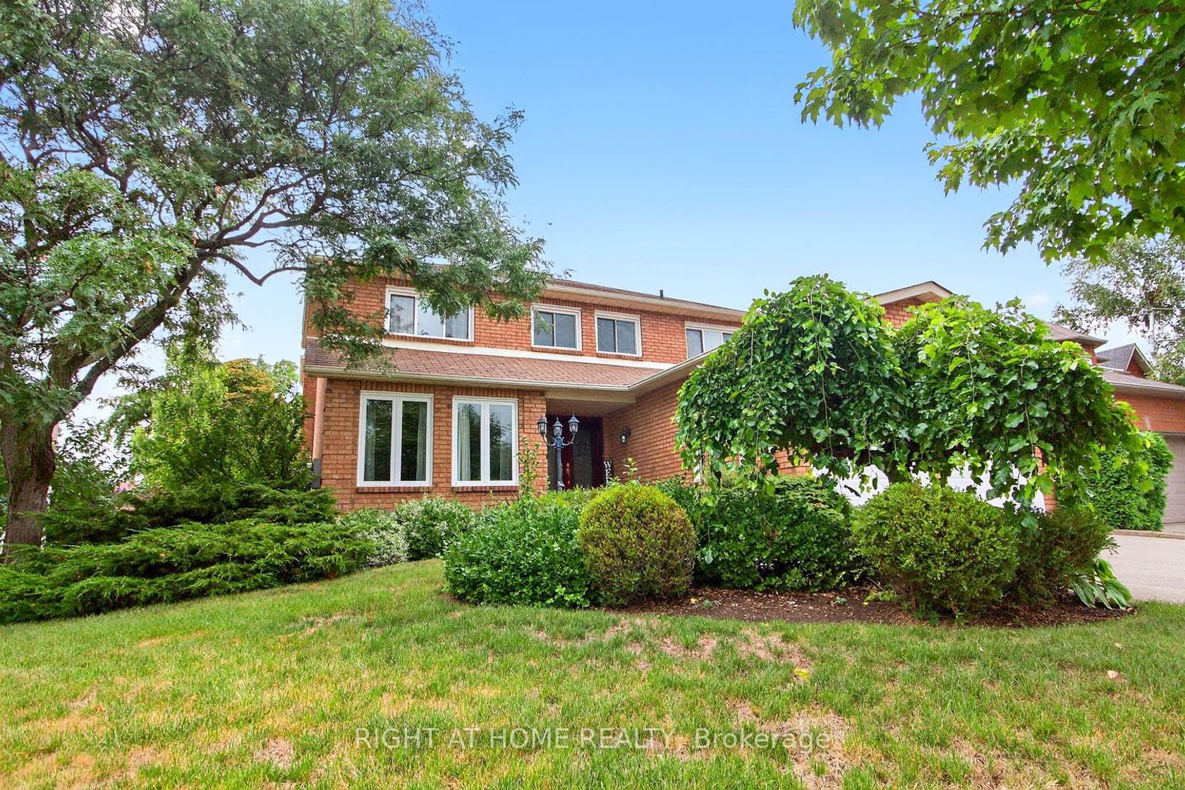 1084 Grandeur Crescent, WC Wedgewood Creek, Oakville 