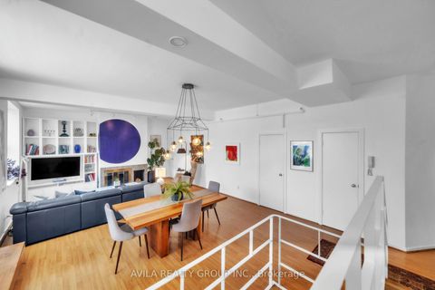 Photo 5 at 7 - 75 Markham Street, Bellwoods, Toronto