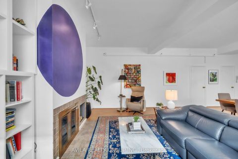 Photo 11 at 7 - 75 Markham Street, Bellwoods, Toronto