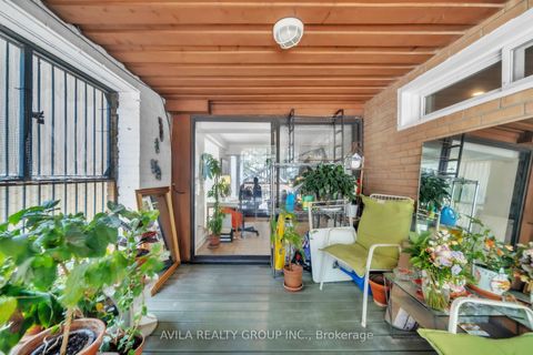 Photo 21 at 7 - 75 Markham Street, Bellwoods, Toronto