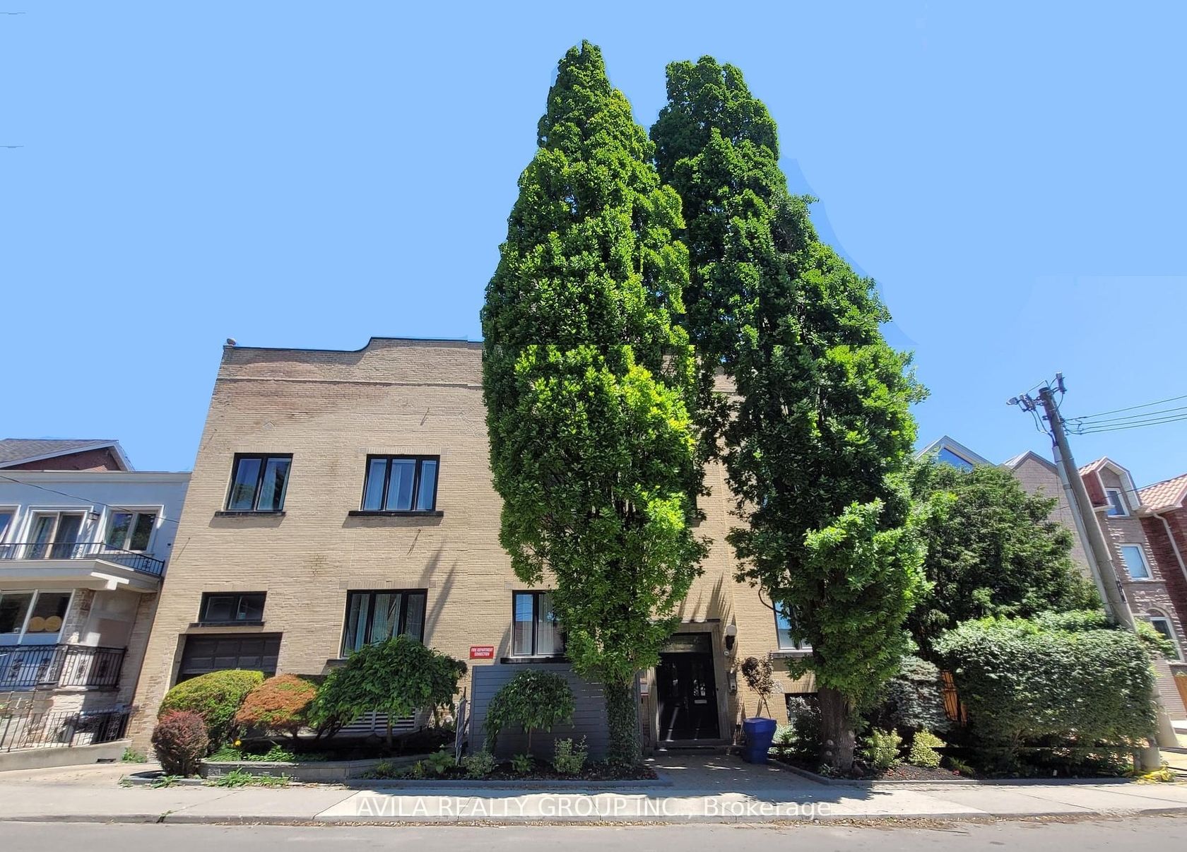 7 - 75 Markham Street, Bellwoods, Toronto 