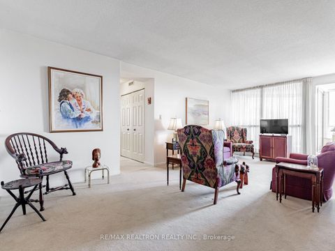 Photo 4 at 703 - 5444 Yonge Street, Willowdale West, Toronto