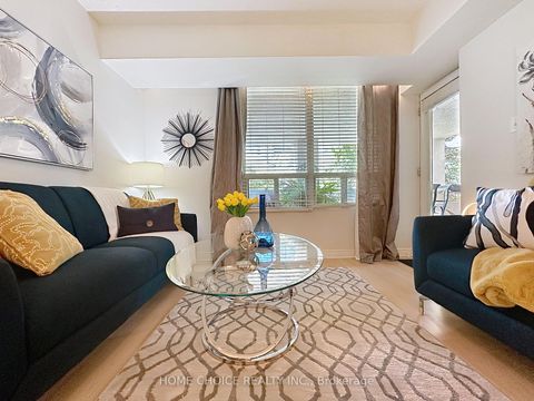 Photo 8 at 215 - 28 Empress Avenue, Willowdale East, Toronto