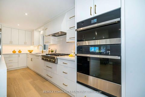 Photo 8 at 30 Kellythorne Drive, Donalda, Toronto