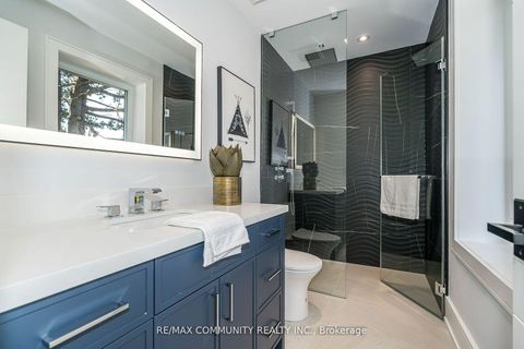 Photo 15 at 30 Kellythorne Drive, Donalda, Toronto