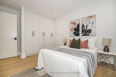 Photo 16 at 30 Kellythorne Drive, Donalda, Toronto