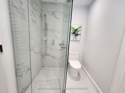 Photo 19 at 30 Kellythorne Drive, Donalda, Toronto