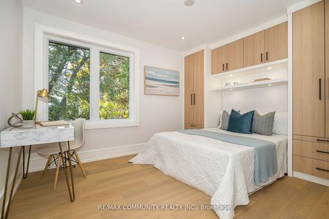 Photo 21 at 30 Kellythorne Drive, Donalda, Toronto