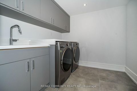 Photo 27 at 30 Kellythorne Drive, Donalda, Toronto