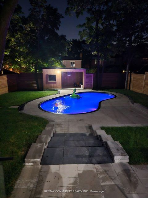 Photo 36 at 30 Kellythorne Drive, Donalda, Toronto