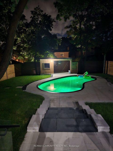 Photo 37 at 30 Kellythorne Drive, Donalda, Toronto
