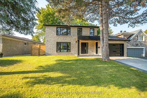 Photo 38 at 30 Kellythorne Drive, Donalda, Toronto