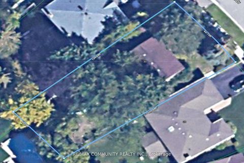 Photo 39 at 30 Kellythorne Drive, Donalda, Toronto