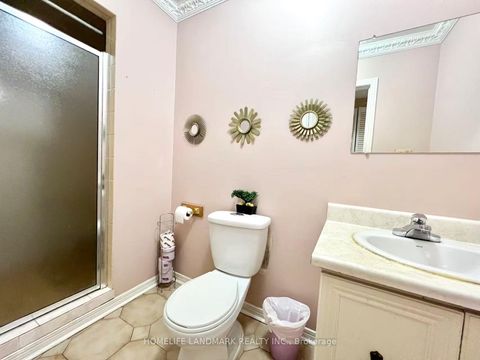 Photo 6 at 327 Goldhawk Trail, Milliken, Toronto