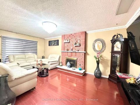 Photo 7 at 327 Goldhawk Trail, Milliken, Toronto