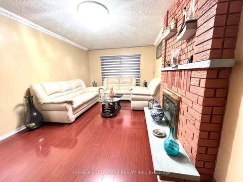 Photo 8 at 327 Goldhawk Trail, Milliken, Toronto