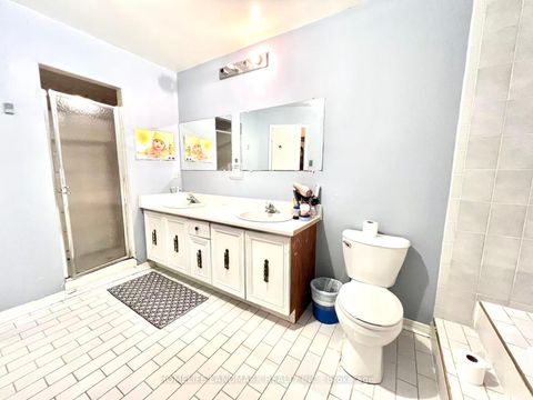 Photo 18 at 327 Goldhawk Trail, Milliken, Toronto Photo 18 at 327 Goldhawk Trail, Milliken, Toronto