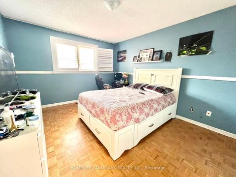 Photo 19 at 327 Goldhawk Trail, Milliken, Toronto