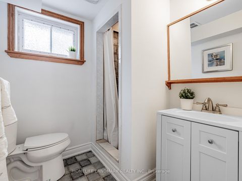 Photo 24 at 30 Burleigh Heights Drive, Bayview Village, Toronto