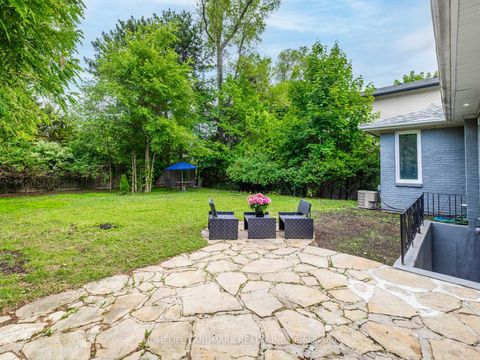 Photo 27 at 30 Burleigh Heights Drive, Bayview Village, Toronto
