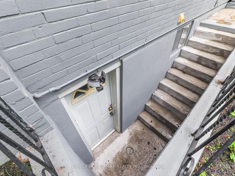 Photo 30 at 30 Burleigh Heights Drive, Bayview Village, Toronto